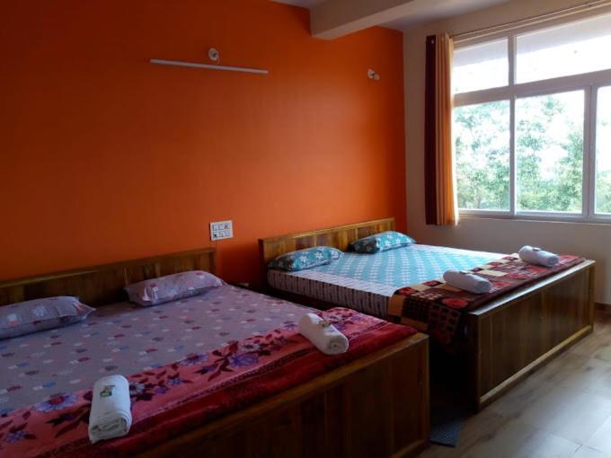 White Elephant Restaurant & Cottages Gokarna Gokarna  Εξωτερικό φωτογραφία