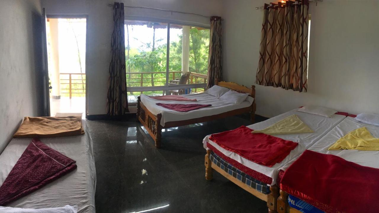 White Elephant Restaurant & Cottages Gokarna Gokarna  Εξωτερικό φωτογραφία