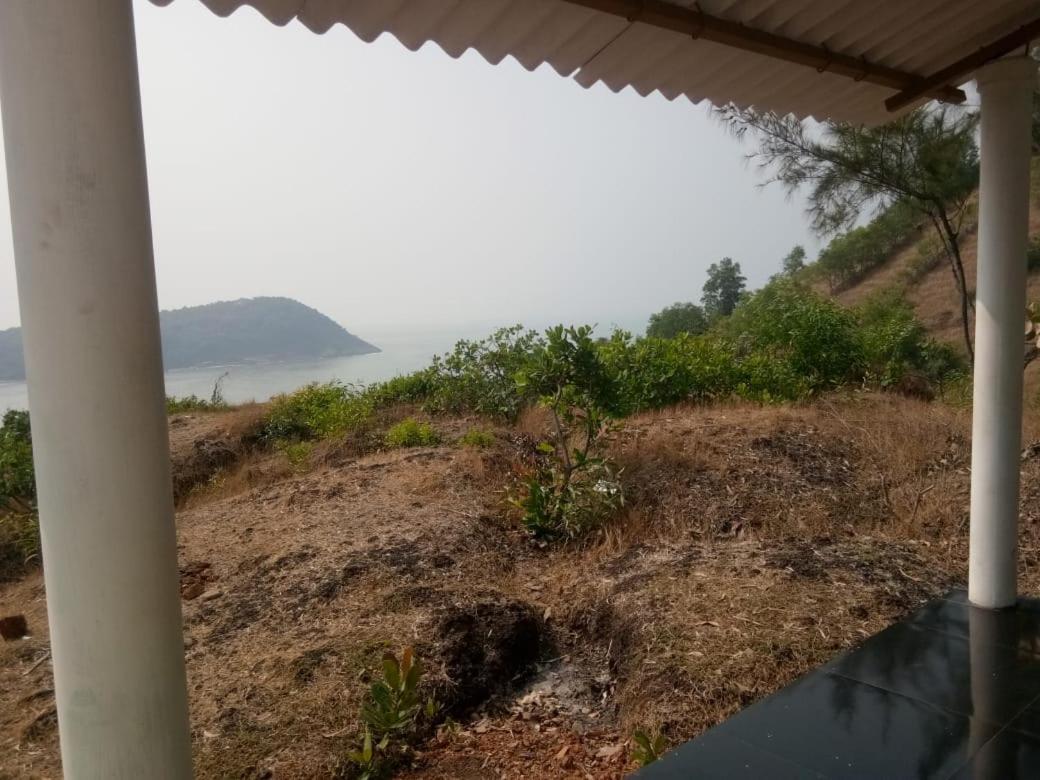 White Elephant Restaurant & Cottages Gokarna Gokarna  Εξωτερικό φωτογραφία